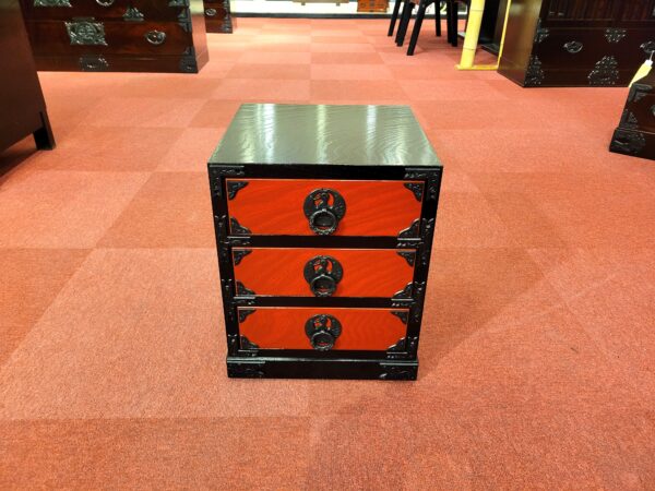 小袖タンスＡ(赤黒)　Ｋ－０５６